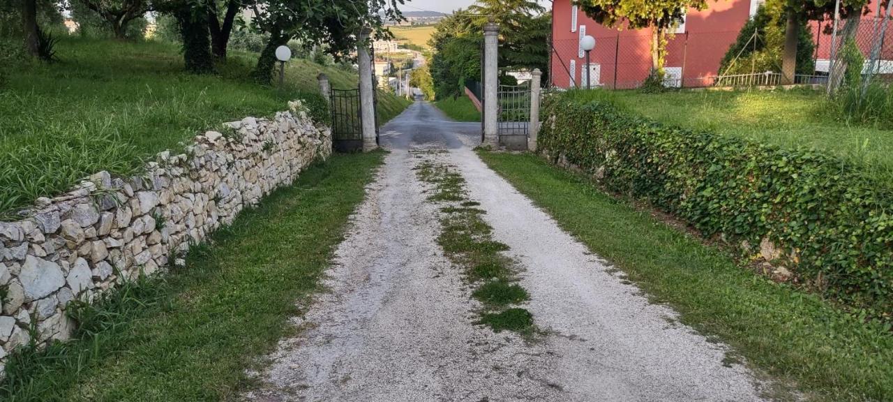 Le Colline Del Conero Hotel Montegallo  Kültér fotó
